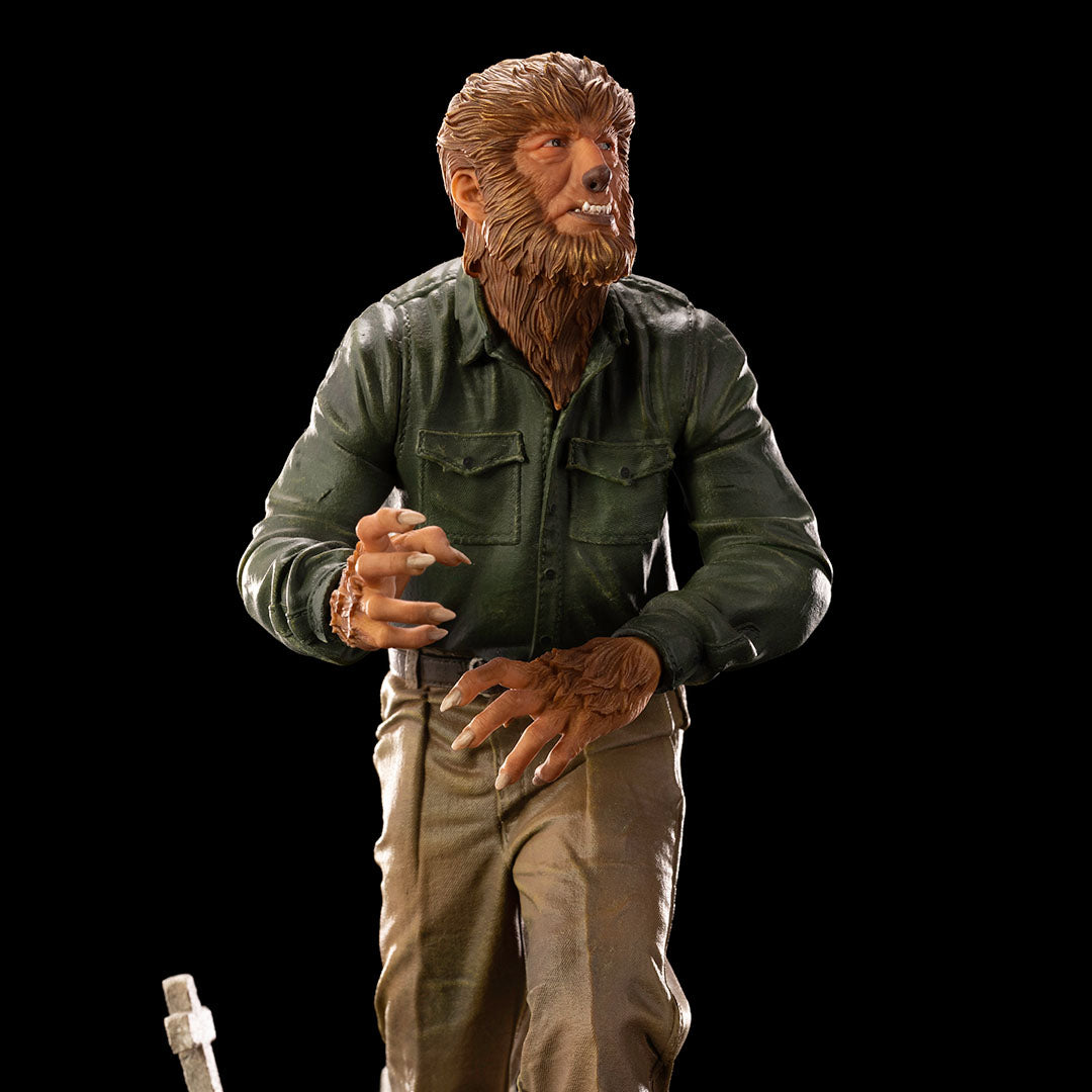 PRE-ORDER Universal Monsters - The Wolf Man Deluxe Art Scale 1/10