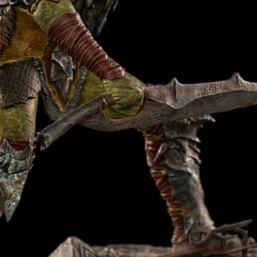 PRE-ORDER Lord of the Rings - Swordsman Orc BDS Art Scale 1/10