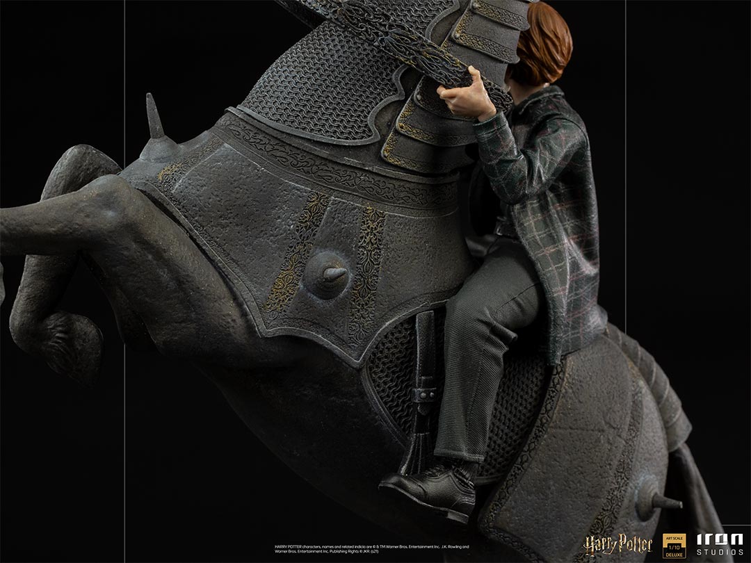PRE-ORDER Harry Potter - Ron Weasley at the Wizard Chess Deluxe Art Scale 1/10
