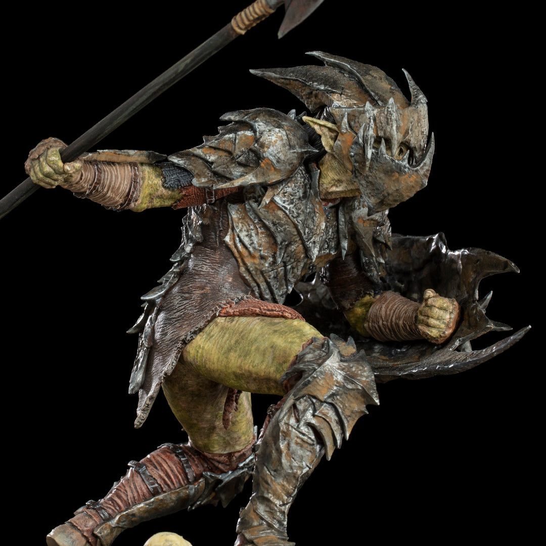 PRE-ORDER Lord of the Rings - Armored Orc BDS Art Scale 1/10