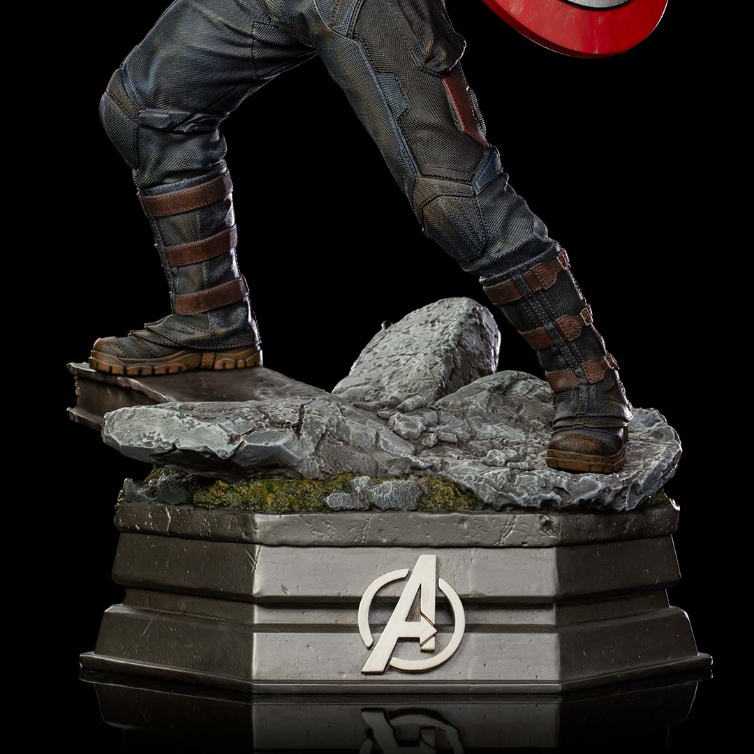 PRE-ORDER Infinity Saga - Captain America Legacy Replica 1/4