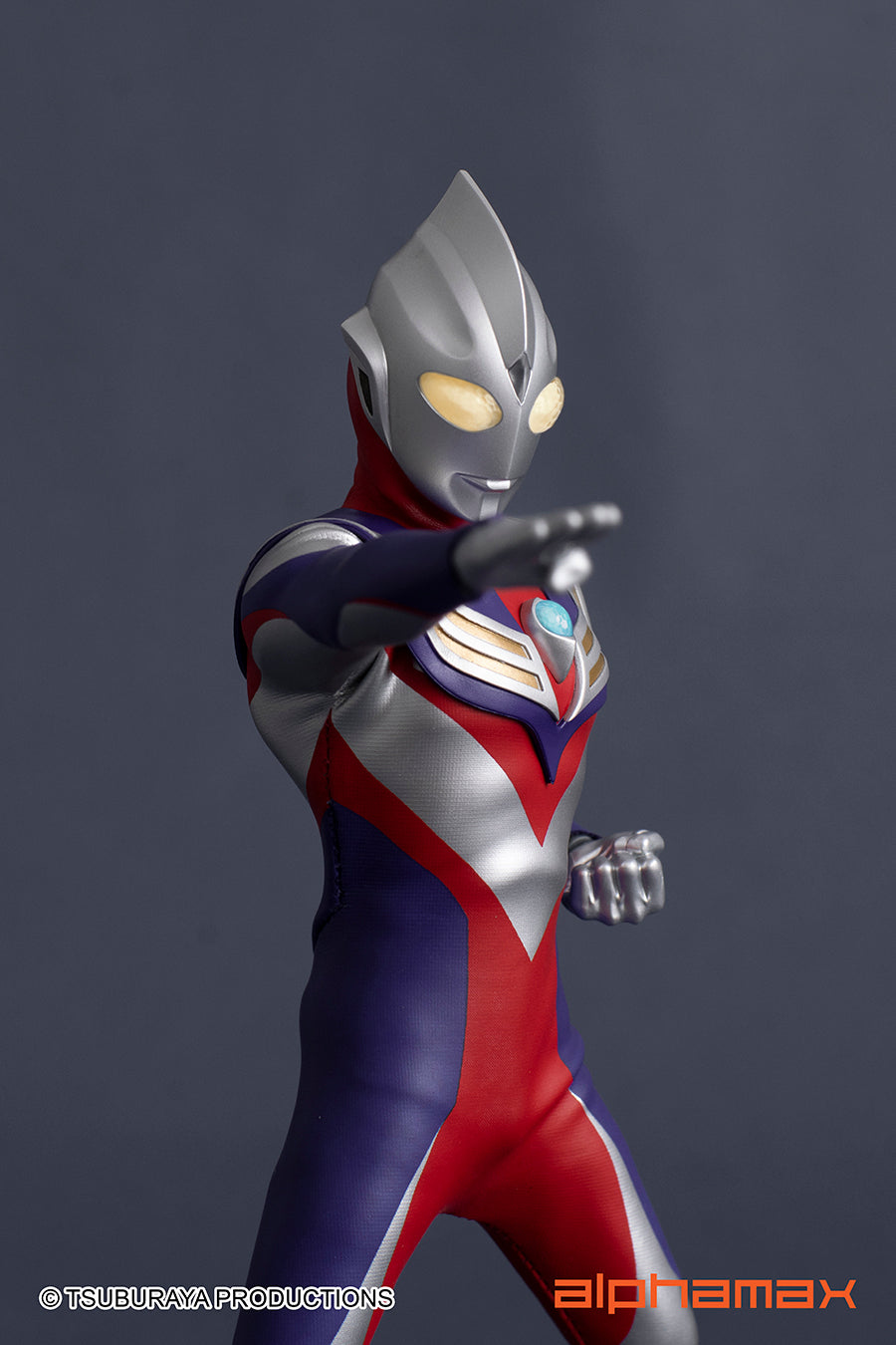 PRE-ORDER 6-inch Action Figure - Ultraman Tiga