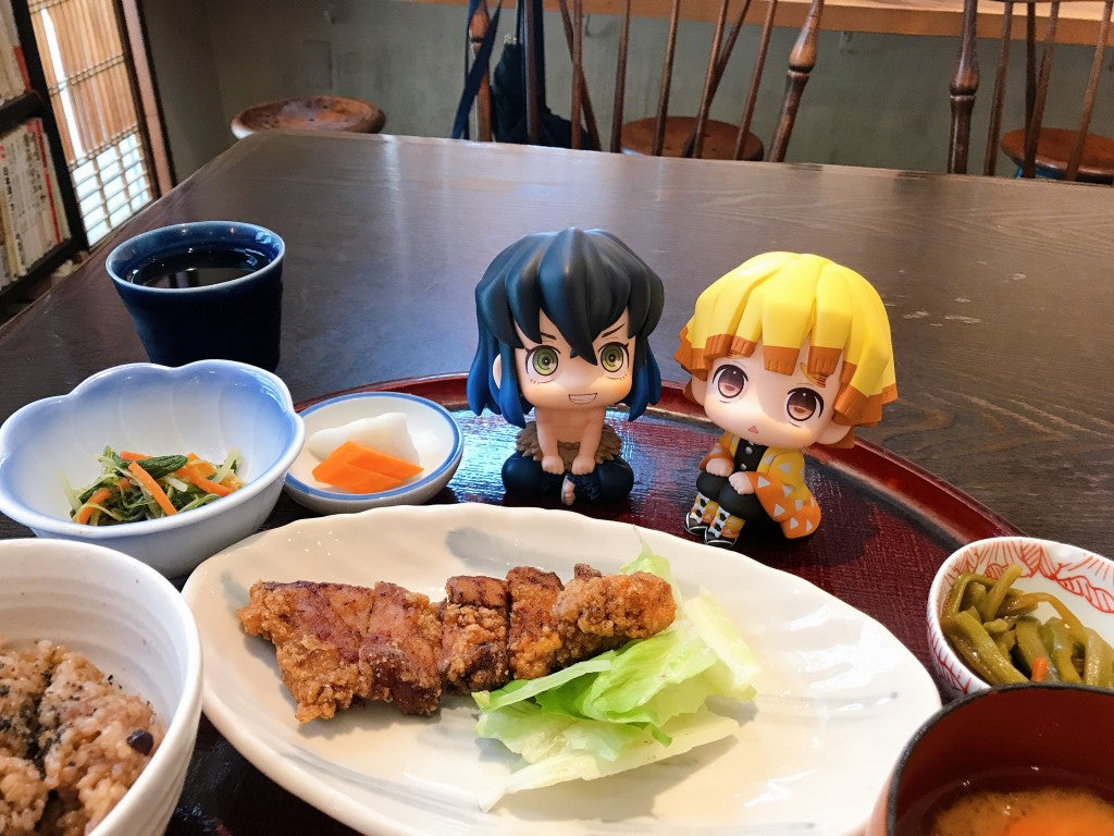 PRE-ORDER LookUp - Demon Slayer: Kimetsu no Yaiba Zenitsu Agatsuma