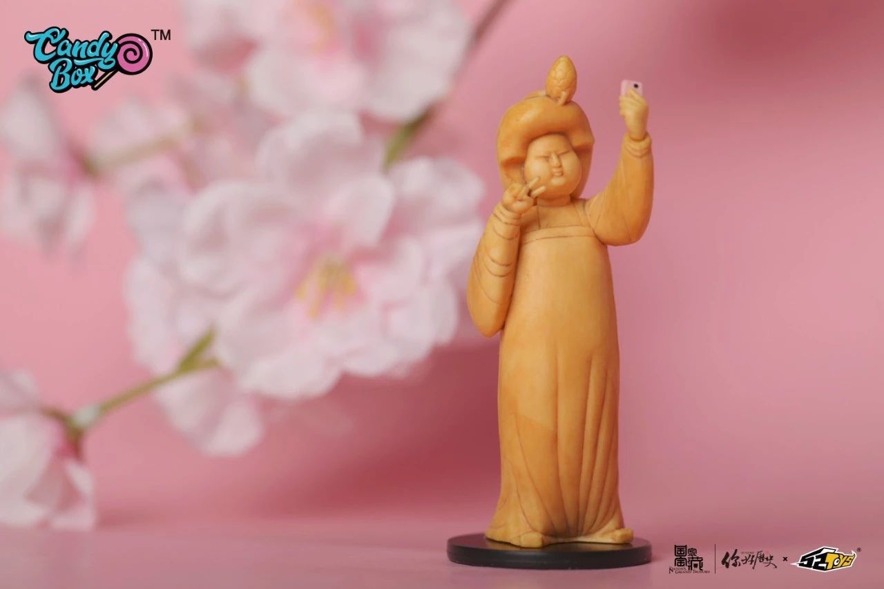 PRE-ORDER CANDYBOX - Modern Ancients - Palace Ladies [Box of 6]