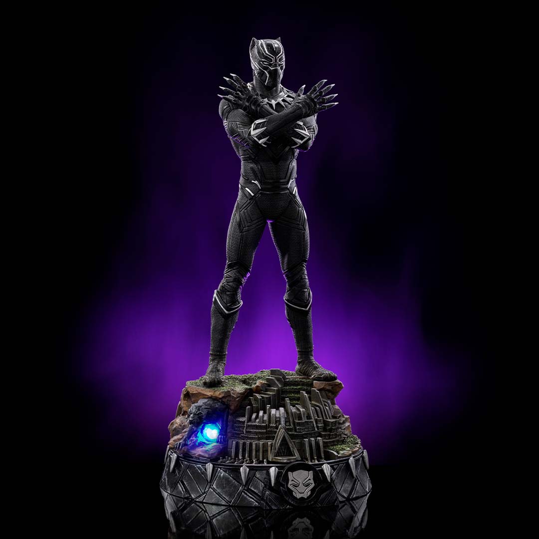 PRE-ORDER The Infinity Saga - Black Panther Deluxe Art Scale 1/10
