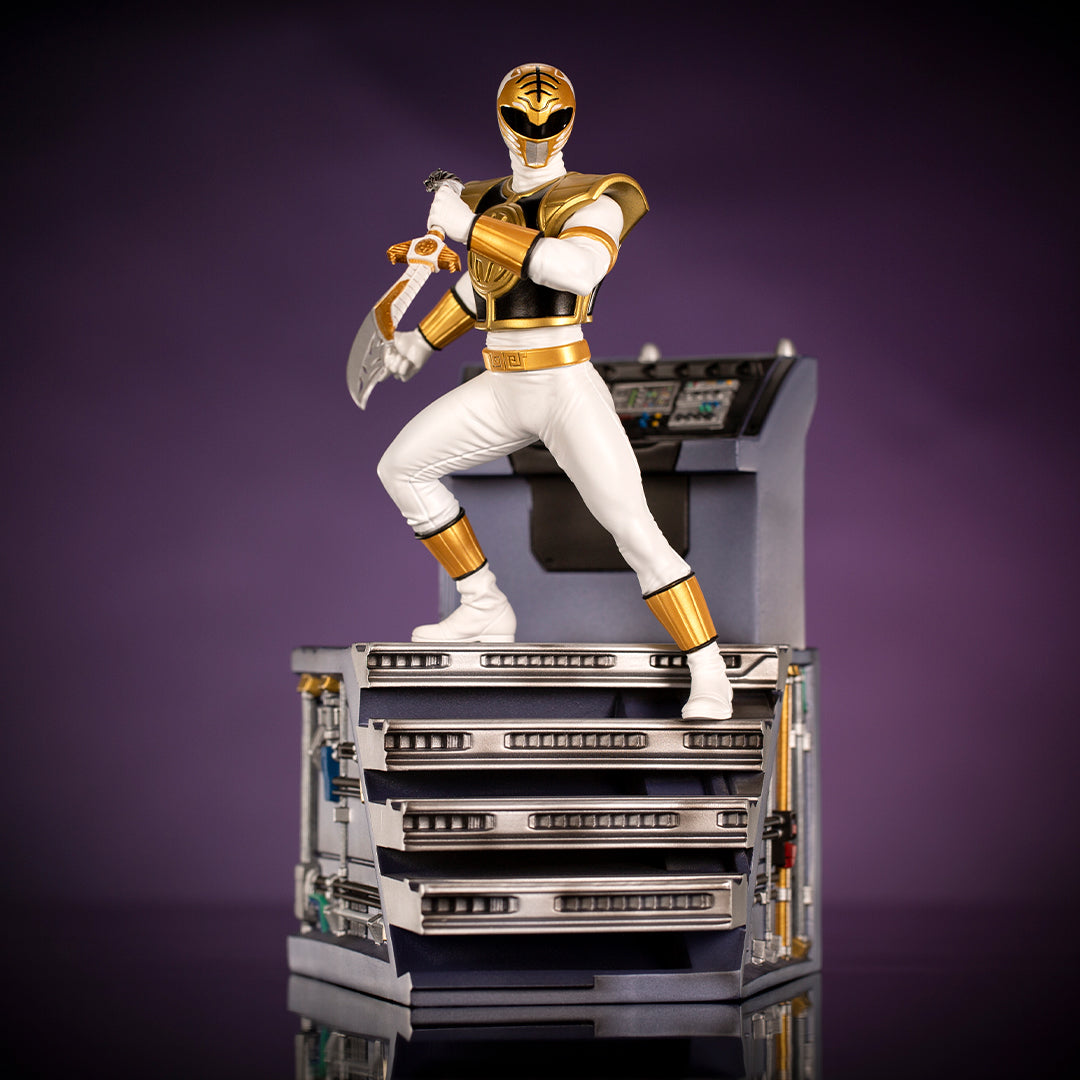 PRE-ORDER Mighty Morphin Power Rangers - White Ranger BDS Art Scale 1/10