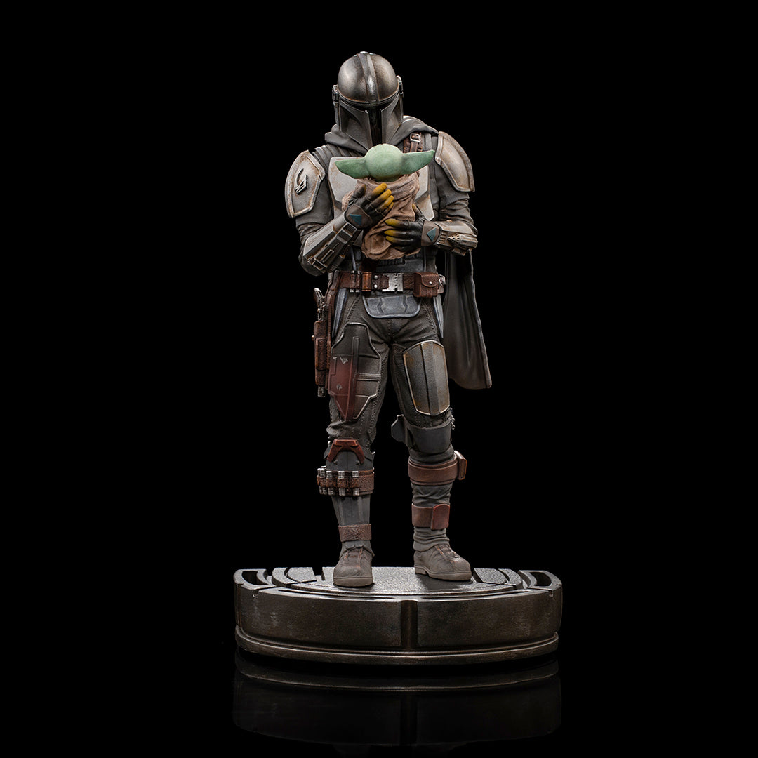 PRE-ORDER The Mandalorian - The Mandalorian and Grogu Art Scale 1/10