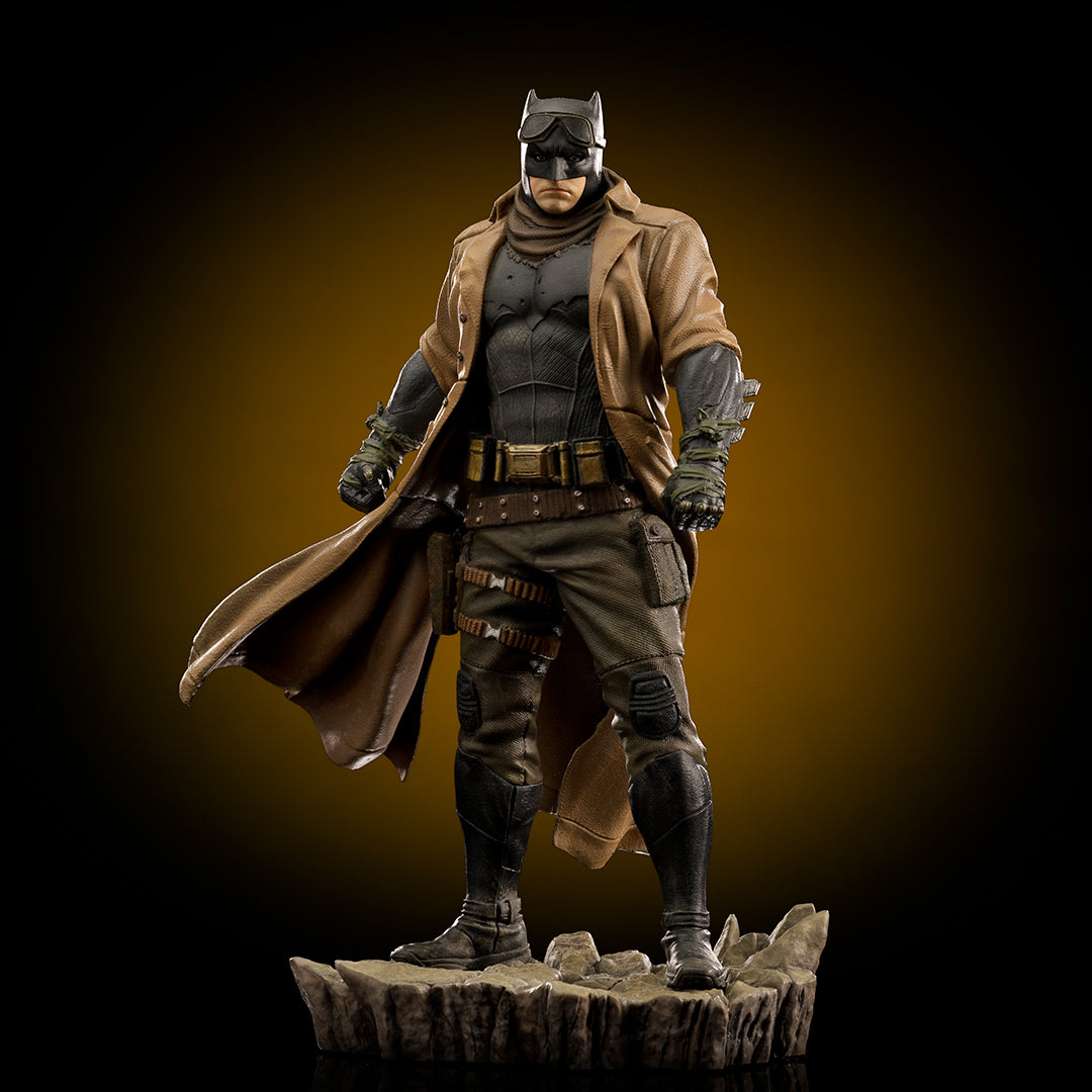 PRE-ORDER Zack Snyder's Justice League - Knightmare Batman Art Scale 1/10