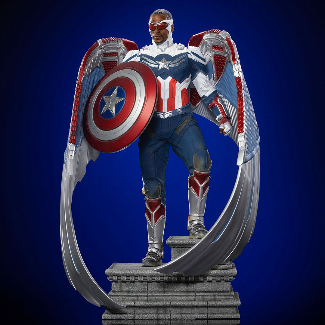PRE-ORDER Falcon and the Winter Soldier - Captain America Sam Wilson Complete Version Legacy Replica 1/4