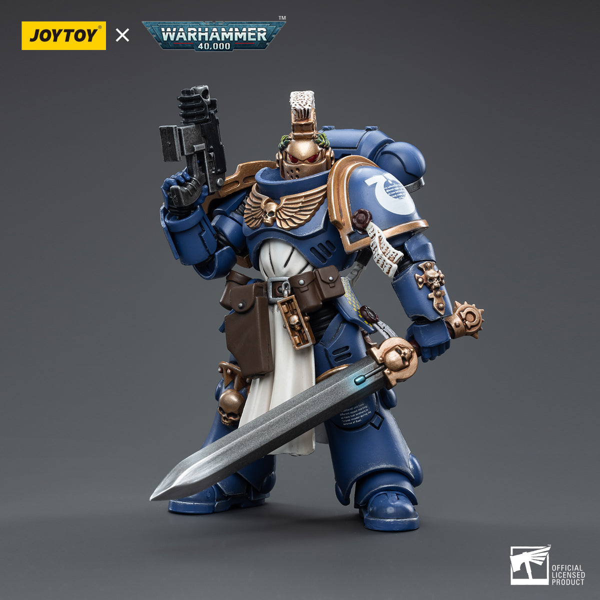 PRE-ORDER Warhammer 40K - Ultramarines - Primaris Company Champion Brother Parnaeus 1/18