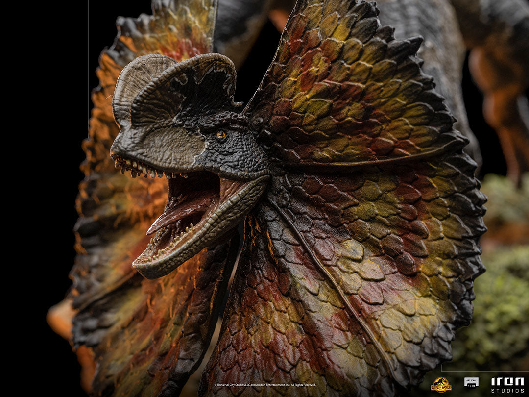 PRE-ORDER Jurassic World - Dilophosaurus Art Scale 1/10