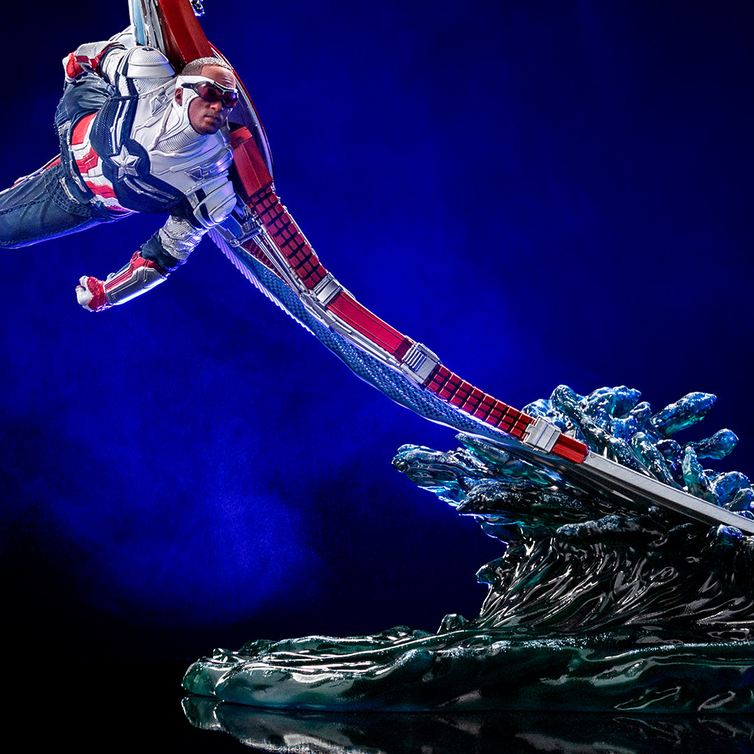 PRE-ORDER The Falcon and the Winter Soldier - Captain America Sam Wilson Deluxe BDS Art Scale 1/10