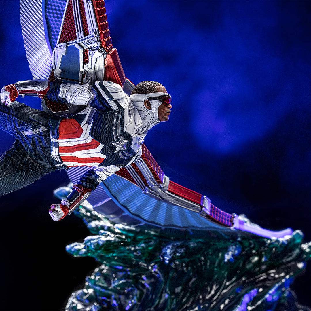 PRE-ORDER The Falcon and the Winter Soldier - Captain America Sam Wilson Deluxe BDS Art Scale 1/10
