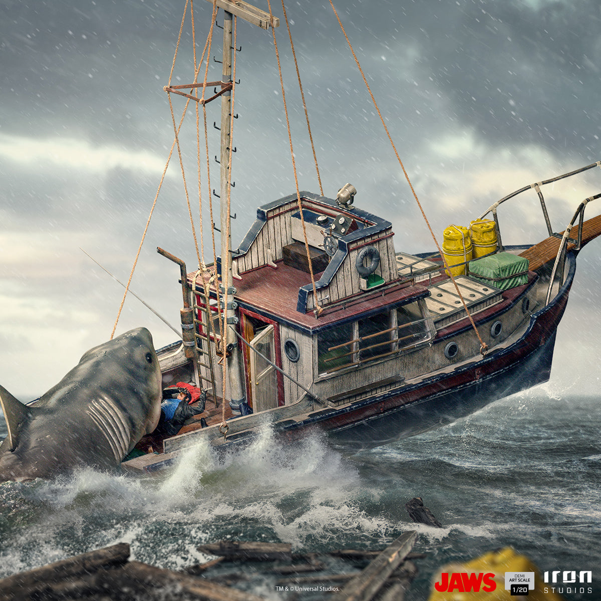 PRE-ORDER Jaws Attack Demi Art Scale 1/20