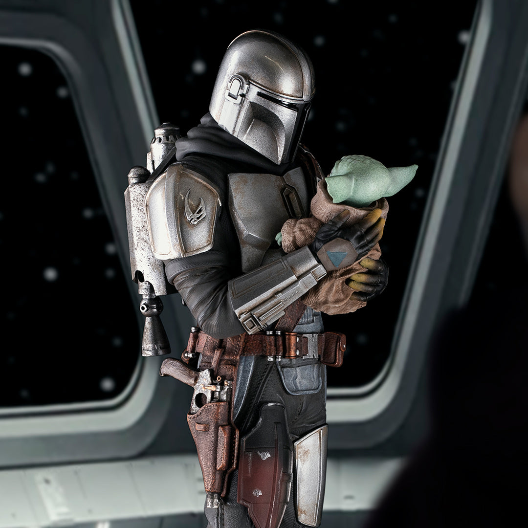 PRE-ORDER The Mandalorian - The Mandalorian and Grogu Art Scale 1/10