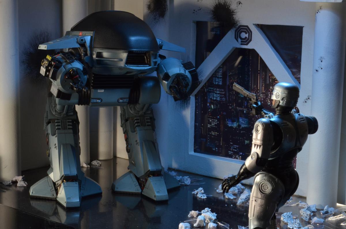 PRE-ORDER 7-inch Action Figure - Robocop - ED-209