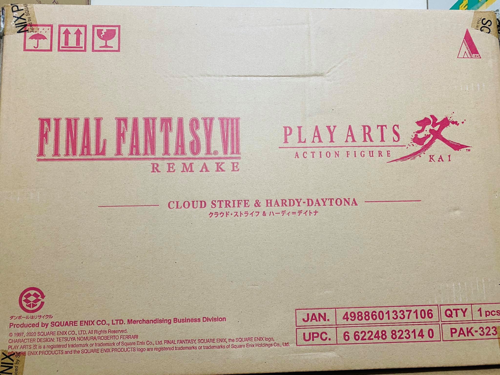 IN-STOCK Square Enix - Play Arts Kai - Final Fantasy VII Remake - Cloud Strife & Hardy Daytona [EXCLUSIVE]