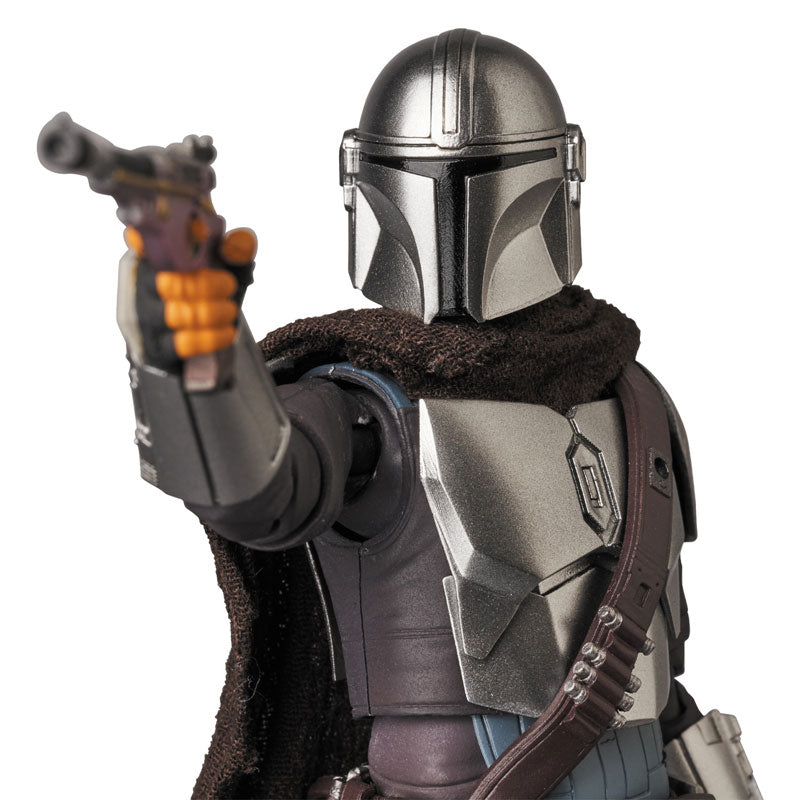 PRE-ORDER MAFEX No.129 - Star Wars: The Mandalorian - The Mandalorian [2nd Release]