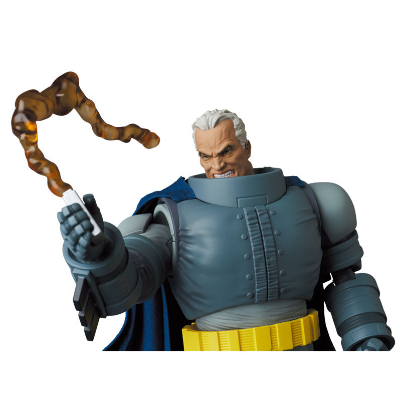 PRE-ORDER MAFEX No.146 - The Dark Knight Returns - ARMORED BATMAN