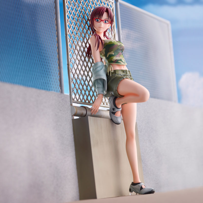 PRE-ORDER Rebuild of Evangelion - Mari Makinami Illustrious