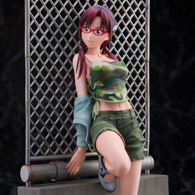 PRE-ORDER Rebuild of Evangelion - Mari Makinami Illustrious