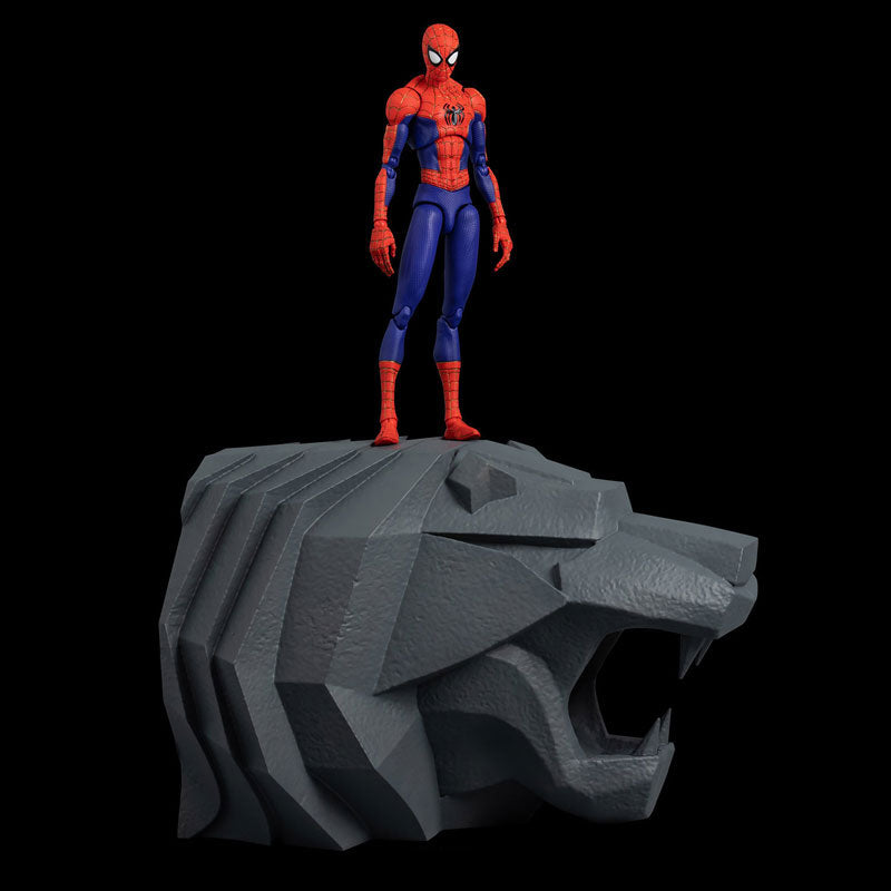 PRE-ORDER SV Action - Spider-Man: Into the Spider-Verse - Peter Parker/Spider-Man: With Statue