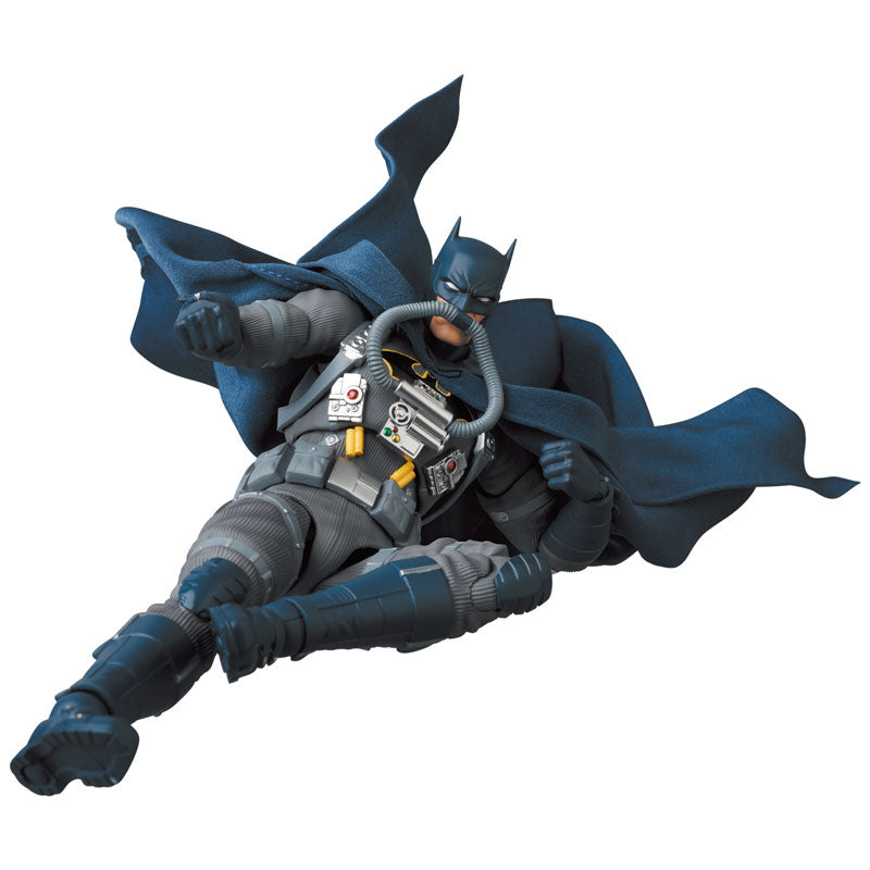 PRE-ORDER MAFEX No.166 - Batman Hush - Stealth Jumper Batman
