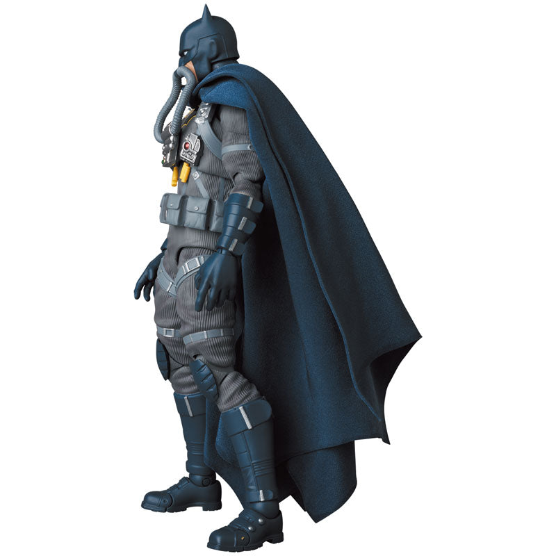 PRE-ORDER MAFEX No.166 - Batman Hush - Stealth Jumper Batman
