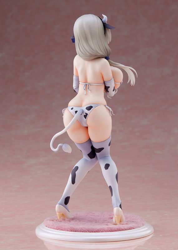 PRE-ORDER Dreamtech - Uzaki-chan Wants to Hang Out - Tsuki Uzaki: Cow Bikini Ver. 1/7