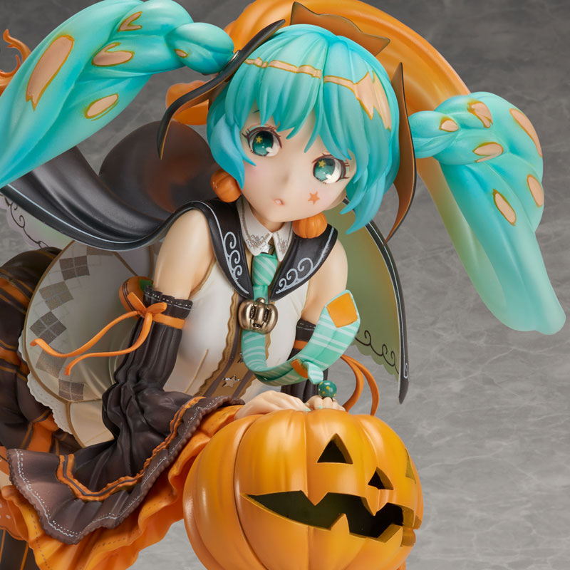 PRE-ORDER Hatsune Miku "TRICK or MIKU" illustration by Hidari [2nd Release]