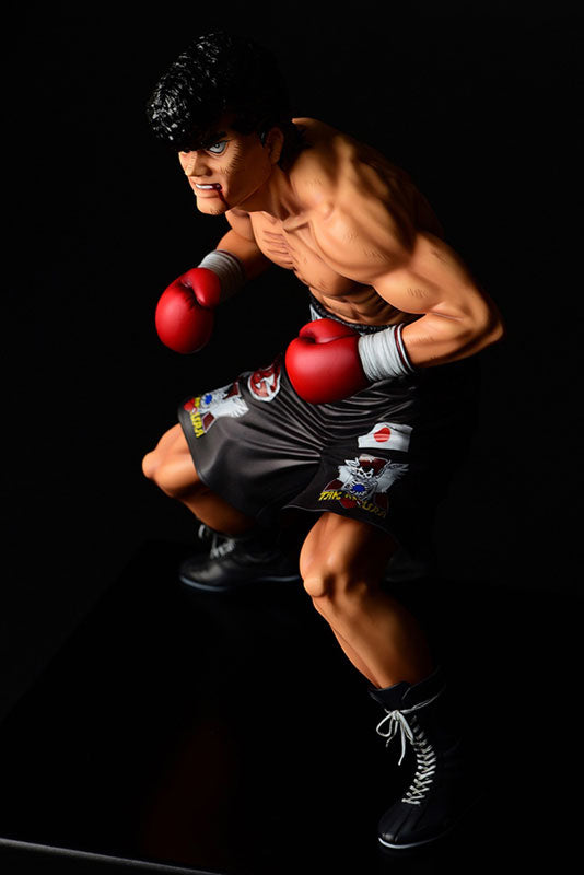 PRE-ORDER Hajime no Ippo - Mamoru Takamura: Fighting Pose Damaged Ver.
