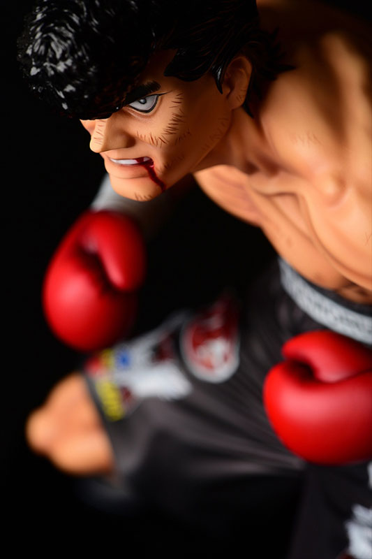 PRE-ORDER Hajime no Ippo - Mamoru Takamura: Fighting Pose Damaged Ver.