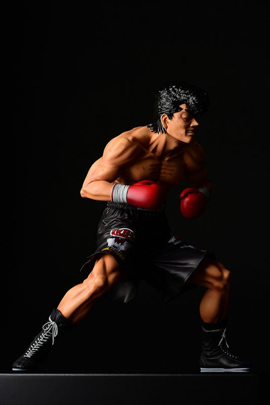 PRE-ORDER Hajime no Ippo - Mamoru Takamura: Fighting Pose Damaged Ver.
