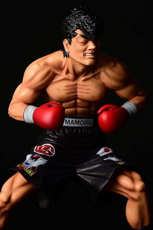 PRE-ORDER Hajime no Ippo - Mamoru Takamura: Fighting Pose Damaged Ver.