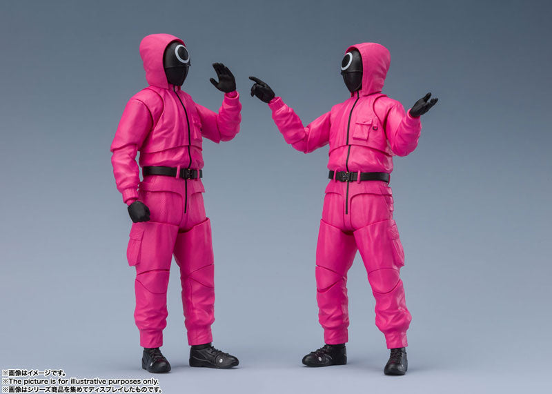 PRE-ORDER S.H.Figuarts - Squid Game - Masked Worker/Masked Manager