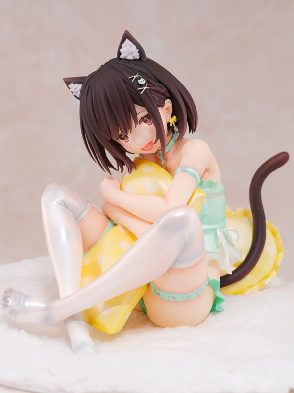 PRE-ORDER Gaou Daishuki Hold Ayaka-chan: Mint Green Ver. 1/6