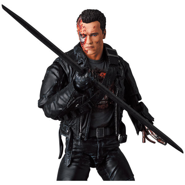 PRE-ORDER MAFEX No.191 - Terminator 2: Judgement Day - T-800: T2 Battle Damaged Ver.