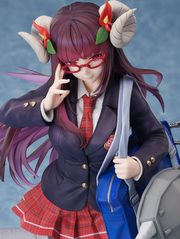 PRE-ORDER Azur Lane - Suruga: Straightfaced Model Student Ver. 1/7