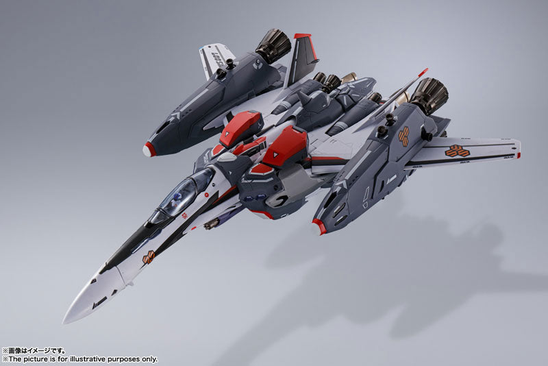 PRE-ORDER DX Chogokin - Macross Frontier - VF-25F Super Messiah Valkyrie (Alto Saotome Custom) Revival Ver.