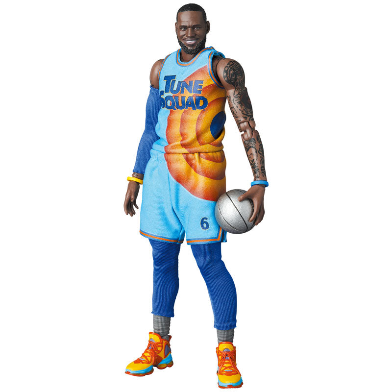 PRE-ORDER MAFEX No.197 - SPACE JAM: A NEW LEGACY - Lebron James