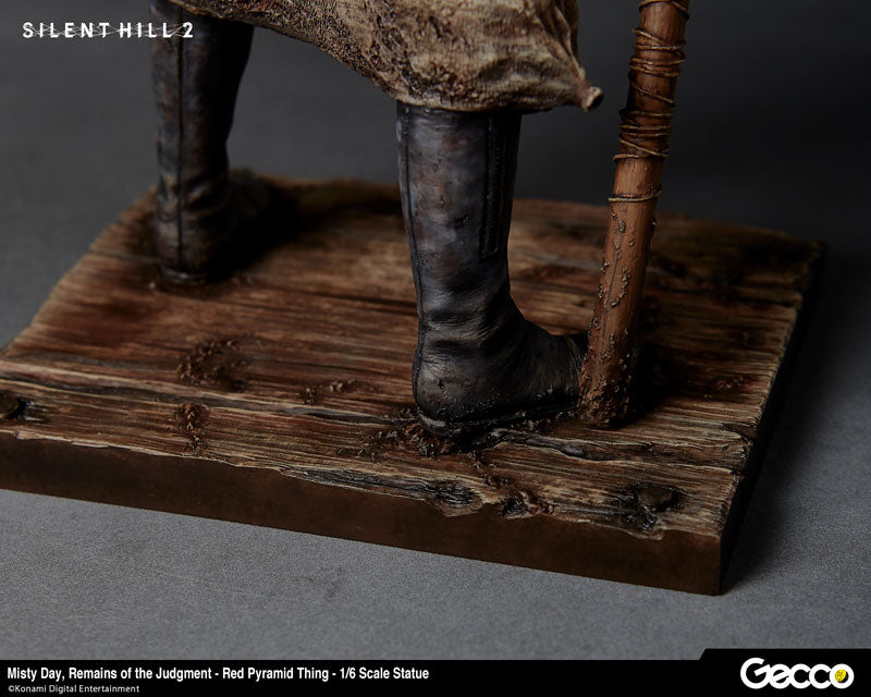 PRE-ORDER SILENT HILL 2 / Misty Day, Remains of the Judgement - Red Pyramid Thing 1/6