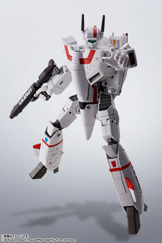 PRE-ORDER HI-METAL R - The Super Dimension Fortress Macross - VF-1J Armored Valkyrie (Hikaru Ichijou's Custom): Revival Ver.