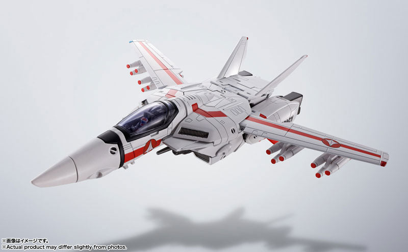 PRE-ORDER HI-METAL R - The Super Dimension Fortress Macross - VF-1J Armored Valkyrie (Hikaru Ichijou's Custom): Revival Ver.