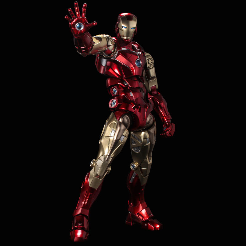 PRE-ORDER Fighting Armor - Iron Man