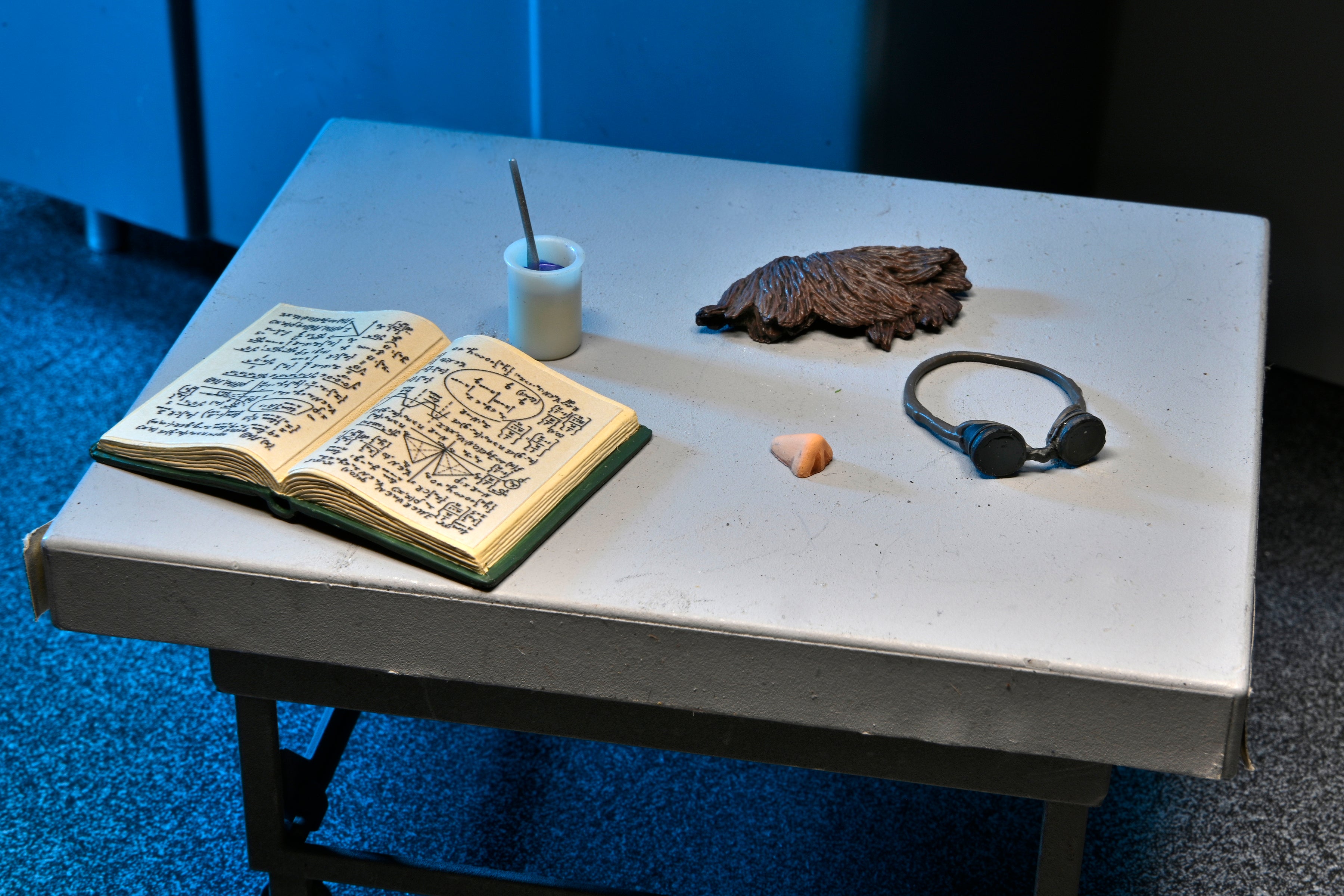 PRE-ORDER Ultimate Monsters - Utimate Invisible Man