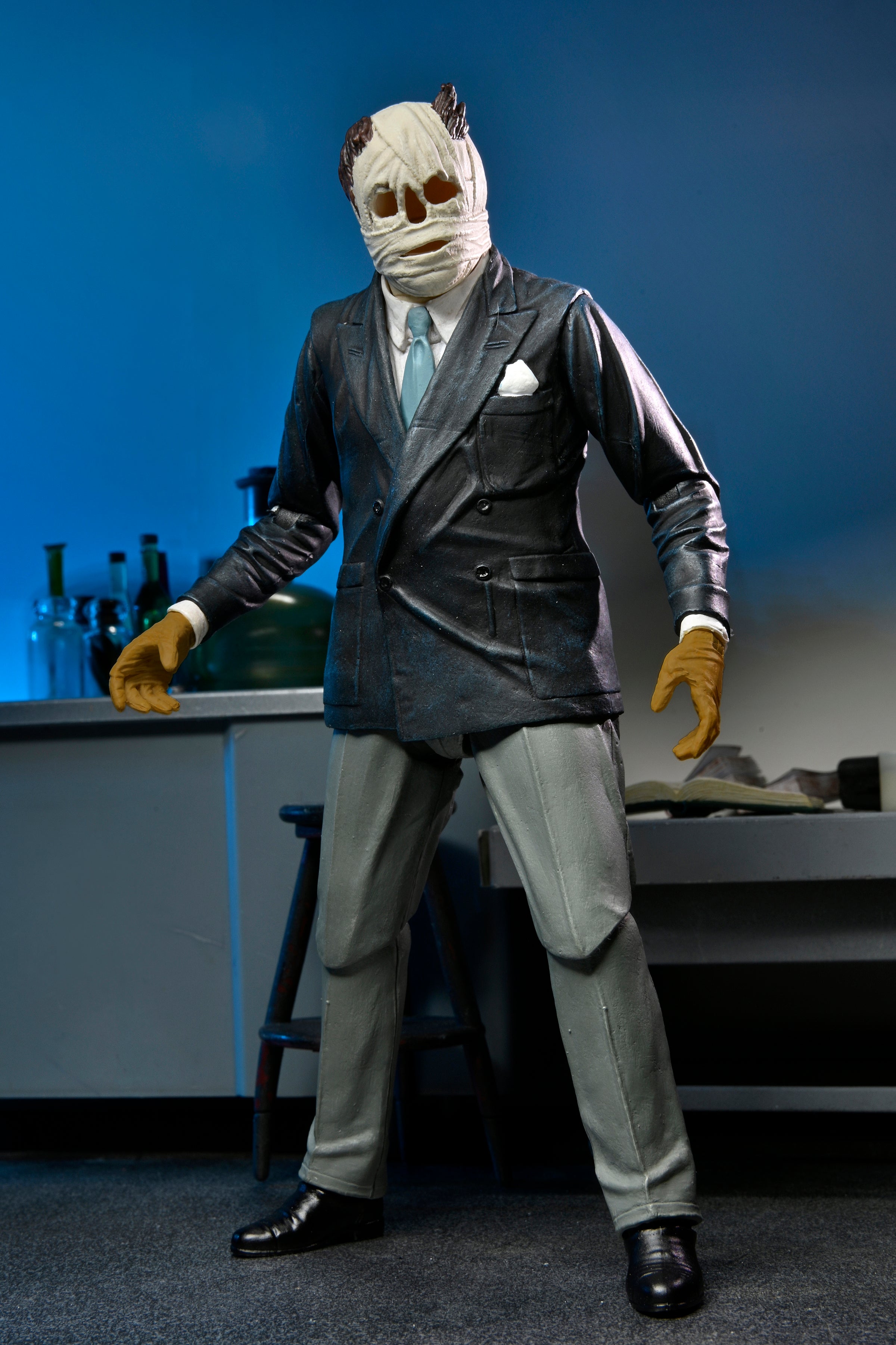 PRE-ORDER Ultimate Monsters - Utimate Invisible Man