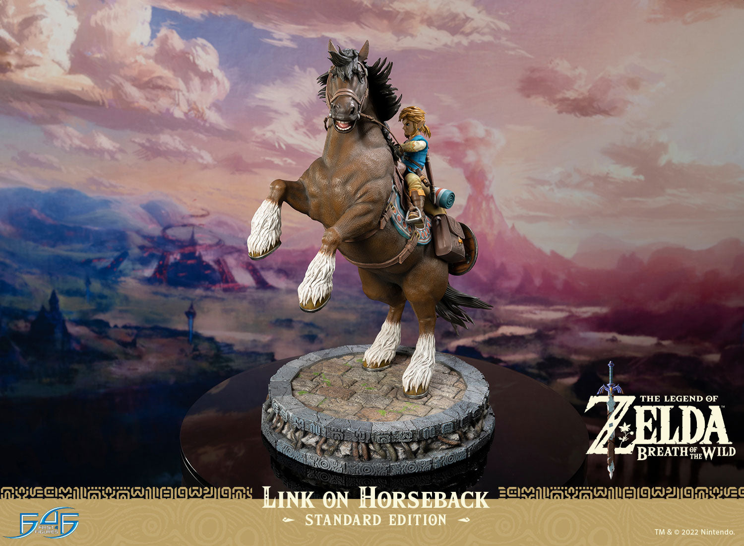 PRE-ORDER The Legend of Zelda: Breath of the Wild - Link on Horseback: Standard Edition