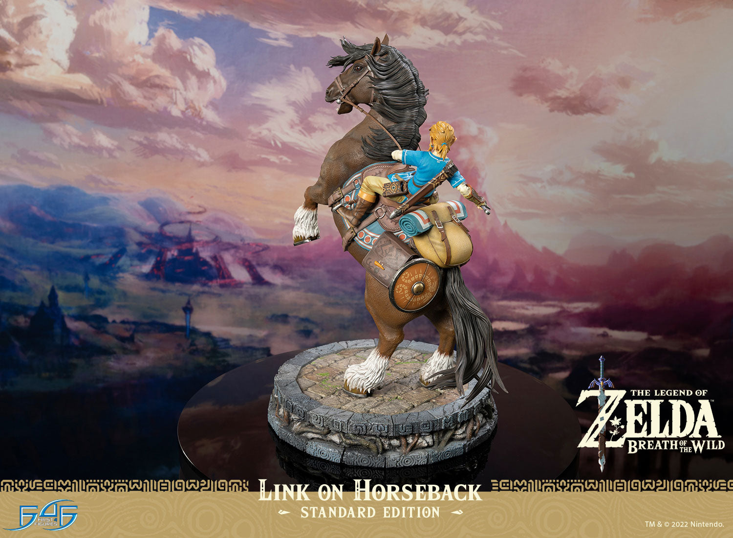 PRE-ORDER The Legend of Zelda: Breath of the Wild - Link on Horseback: Standard Edition