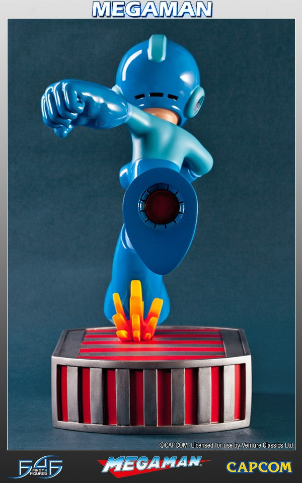 PRE-ORDER Mega Man - Running Mega Man