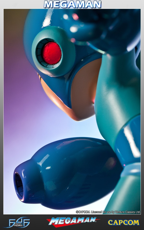 PRE-ORDER Mega Man - Running Mega Man